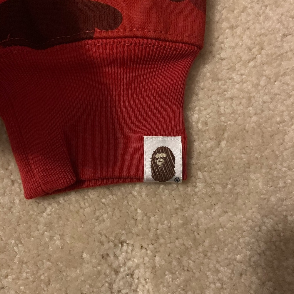 Bape A Bathing Ape OG Red Camo Shark Hoodie - Picture 7 of 8